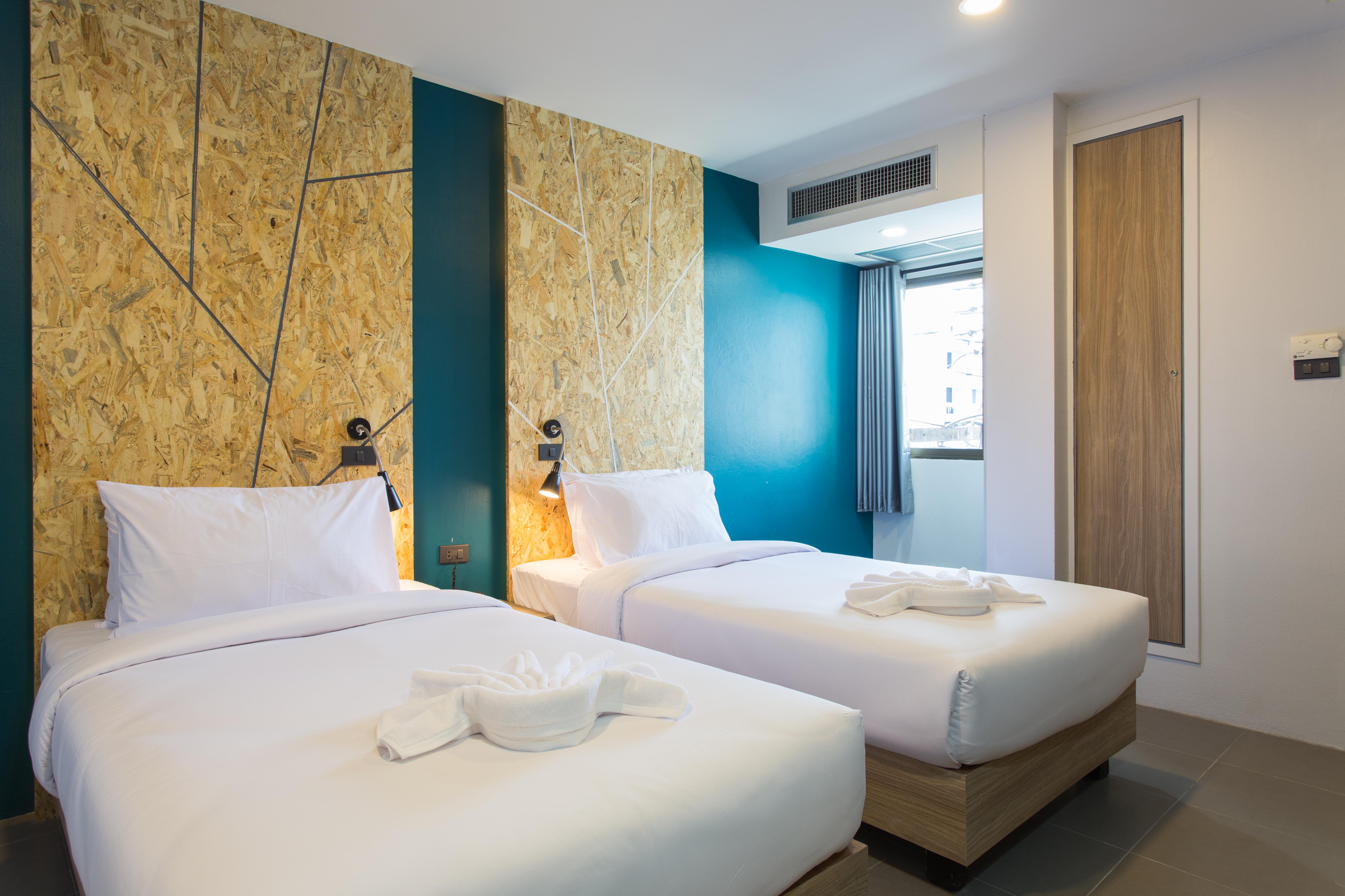 City Hotel קראבי מראה חיצוני תמונה
